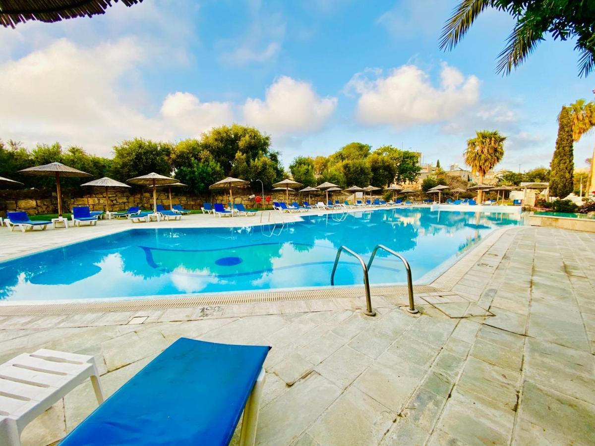 Basillica 3 Bedrooms Apartment Paphos Exterior photo